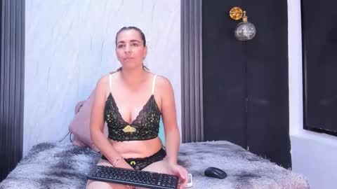 Snapshot of verabeautiful chatting on 01.10.26 verabeautiful online show from 01.10.26