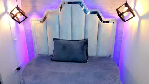 Domelipa  online show from 12.14.25