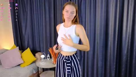 Olivia online show from 11.07.25