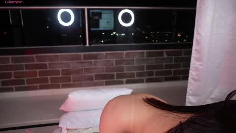 vero_cam online show from 02.20.25