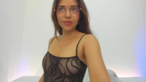 Snapshot of verohoneymoon chatting on 04.20.26 Veronica online show from 04.20.26