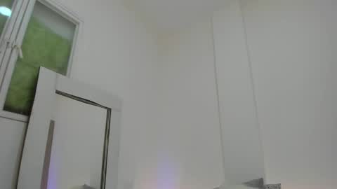 Snapshot of verohoneymoon chatting on 04.25.26 Veronica online show from 04.25.26