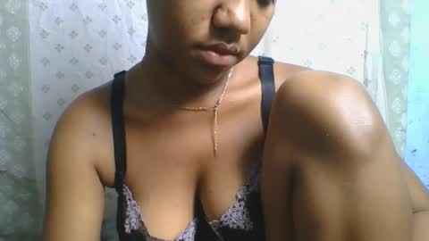 verolla31 online show from 10.17.25