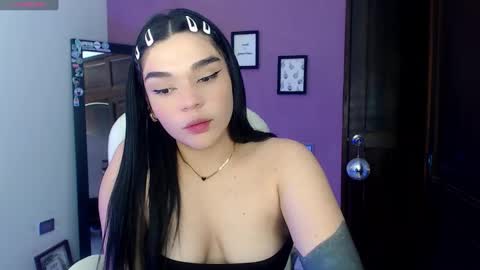 Snapshot of veronica_118 chatting on 03.01.25 veronica_118 online show from 03.01.25