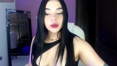 Snapshot of veronica_118 chatting on 03.04.25 veronica_118 online show from 03.04.25
