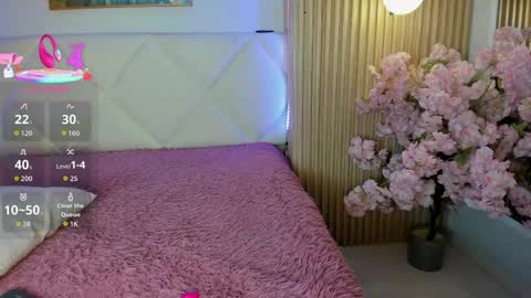 veronica_hill_ online show from 04.14.26