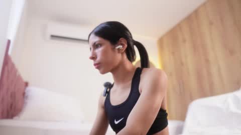 Veronica online show from 03.18.26