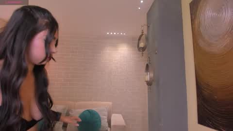 Snapshot of veronicablue1 chatting on 09.11.25 Vero  online show from 09.11.25