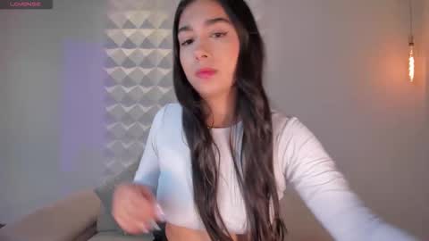 Snapshot of veronicablue1 chatting on 09.14.25 Vero  online show from 09.14.25