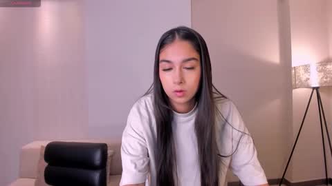 Snapshot of veronicablue1 chatting on 09.25.25 Vero  online show from 09.25.25
