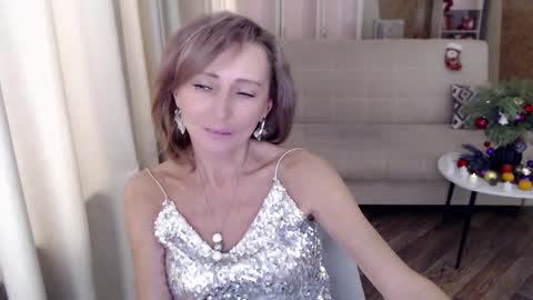 Snapshot of veronicagilbert chatting on 01.03.25 Helen online show from 01.03.25