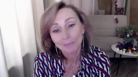 Snapshot of veronicagilbert chatting on 01.06.25 Helen online show from 01.06.25
