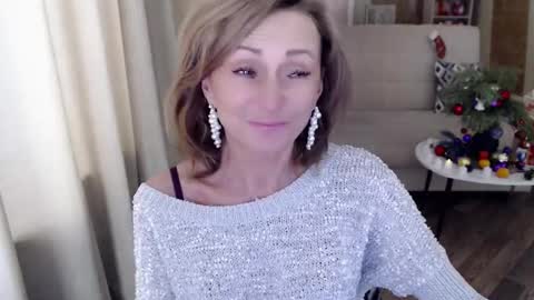 Snapshot of veronicagilbert chatting on 01.08.25 Helen online show from 01.08.25