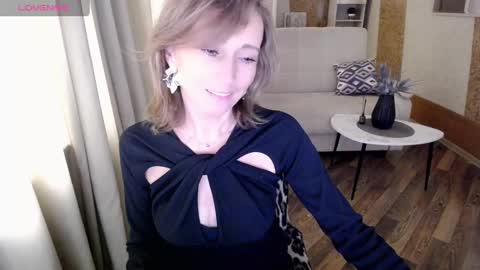 Snapshot of veronicagilbert chatting on 01.19.25 Helen online show from 01.19.25