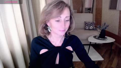 Snapshot of veronicagilbert chatting on 02.01.25 Helen online show from 02.01.25