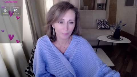 Snapshot of veronicagilbert chatting on 02.05.25 Helen online show from 02.05.25