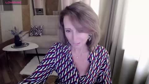 Snapshot of veronicagilbert chatting on 02.06.25 Helen online show from 02.06.25