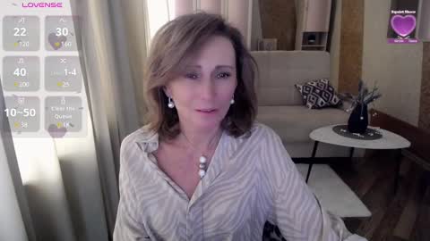 Snapshot of veronicagilbert chatting on 02.12.25 Helen online show from 02.12.25