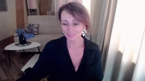 Snapshot of veronicagilbert chatting on 02.17.25 Helen online show from 02.17.25