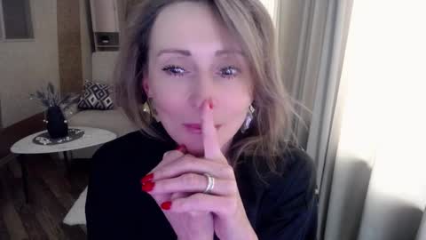 Snapshot of veronicagilbert chatting on 02.27.25 Helen online show from 02.27.25