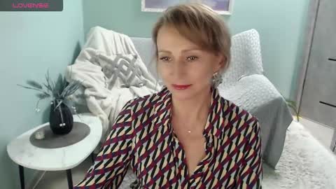 Snapshot of veronicagilbert chatting on 09.21.25 Helen online show from 09.21.25