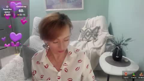 Snapshot of veronicagilbert chatting on 09.27.25 Helen online show from 09.27.25