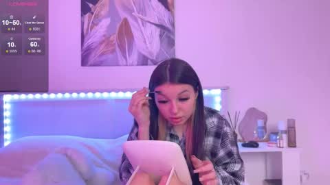 Vivi online show from 10.19.25