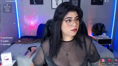 Miss Veronika online show from 12.29.24
