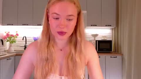 Snapshot of veronikamitchel chatting on 08.09.26 Veronika online show from 08.09.26