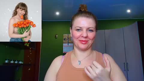 Snapshot of veronikawgold chatting on 06.11.26 VeronikawGold online show from 06.11.26