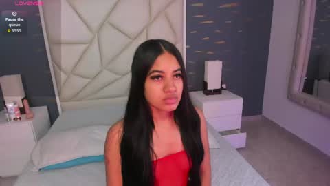 Snapshot of verosikaa chatting on 07.12.26 Vero - Your Girl online show from 07.12.26