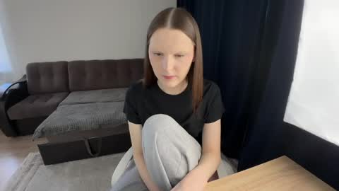 Snapshot of vertuliana chatting on 04.20.26 Karina followed me bb online show from 04.20.26