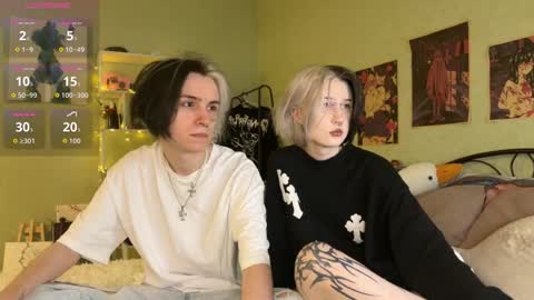 veryraretwins online show from 11.12.25