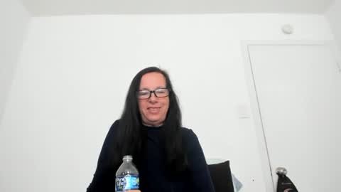 Snapshot of verysassypeachgoddess chatting on 06.04.26 verysassypeachgoddess online show from 06.04.26