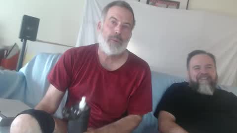 Snapshot of veryveryhairmanindenver chatting on 05.10.26 hairy man online show from 05.10.26