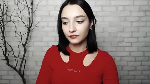 Snapshot of veryveryshygirl chatting on 01.20.25 Ana online show from 01.20.25