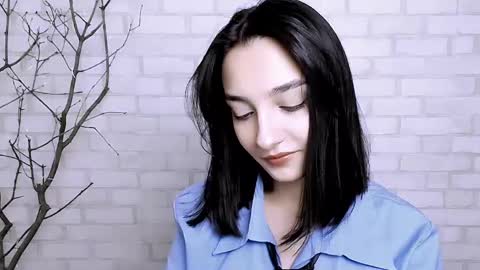 Snapshot of veryveryshygirl chatting on 03.08.25 Ana online show from 03.08.25