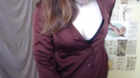 veryveryvery_shy online show from 12.04.25