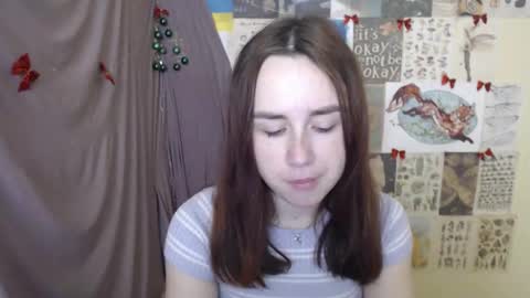 veryveryvery_shy online show from 12.17.25