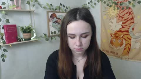 veryveryvery_shy online show from 04.07.26