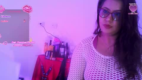 Vesper Vixen online show from 12.19.25