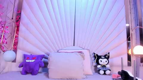 Snapshot of vespervelvet chatting on 05.13.26 Vesper Velvet online show from 05.13.26