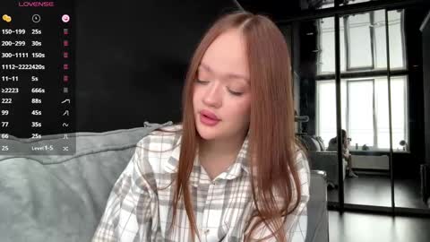 Snapshot of vestaszanto chatting on 05.31.26 Esta online show from 05.31.26