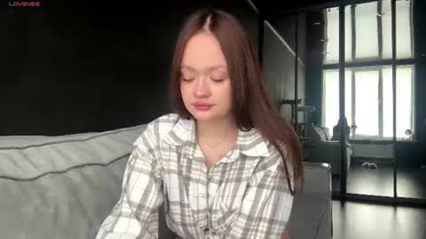 Snapshot of vestaszanto chatting on 07.03.26 Esta online show from 07.03.26