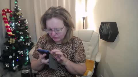 vestawoody online show from 12.22.25