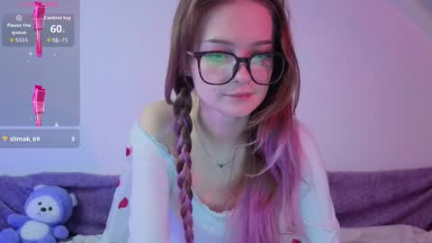 vialeta_baby_ online show from 02.28.26