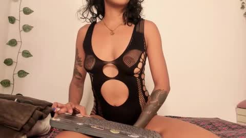 Snapshot of vianka_millerxxx chatting on 02.19.25 Vianka online show from 02.19.25