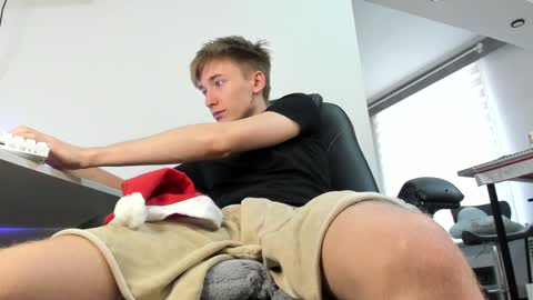 vibemygirl online show from 01.01.25