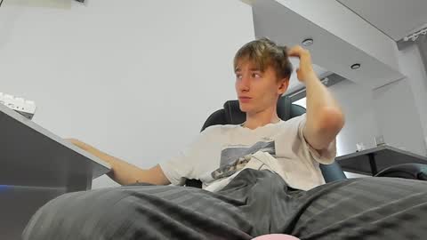 vibemygirl online show from 01.30.25