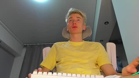 vibemygirl online show from 10.15.25